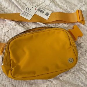 Authentic LuluLemon Everywhere Belt Bag